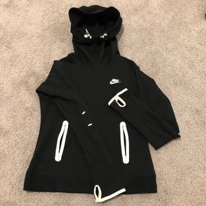Women’s Nike Sweatshirt